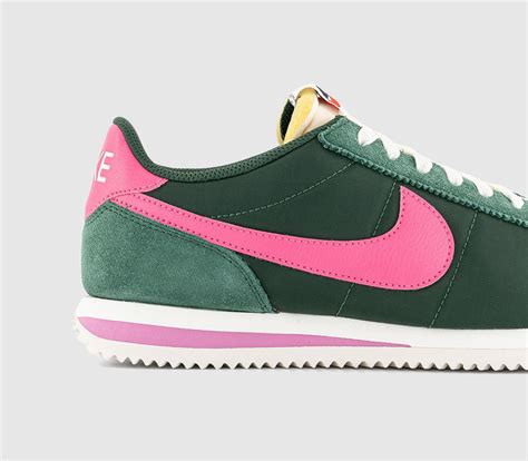 Nike Cortez Trainers. Nike NL